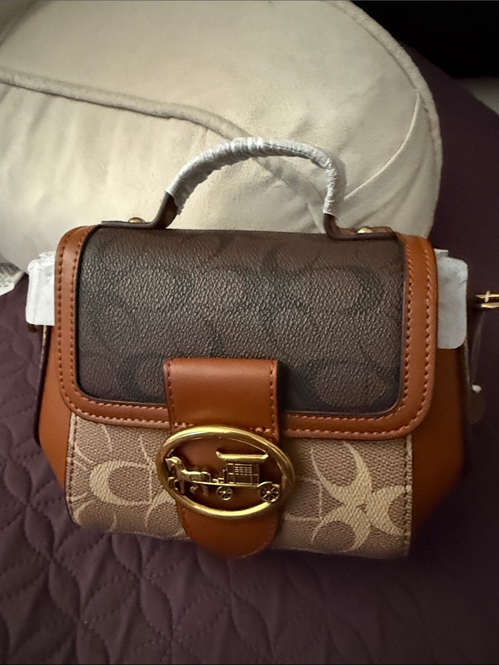 NWT Leather signature  Handbag